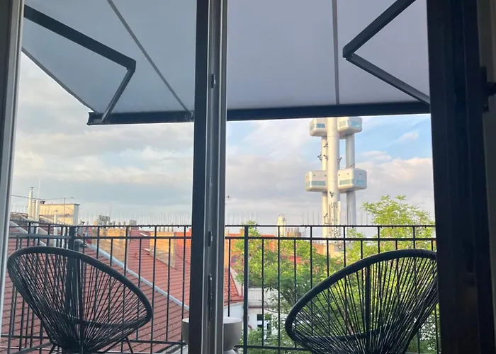 Rooftop Penthouse With Terrace, Prime Location